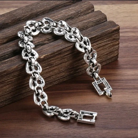 Black crystals antique silver bracelet - Picture 9 of 9